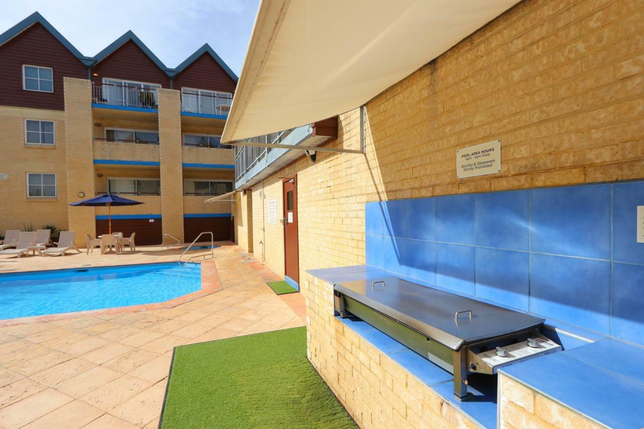פרת'' Hillarys Marina Apartment מראה חיצוני תמונה